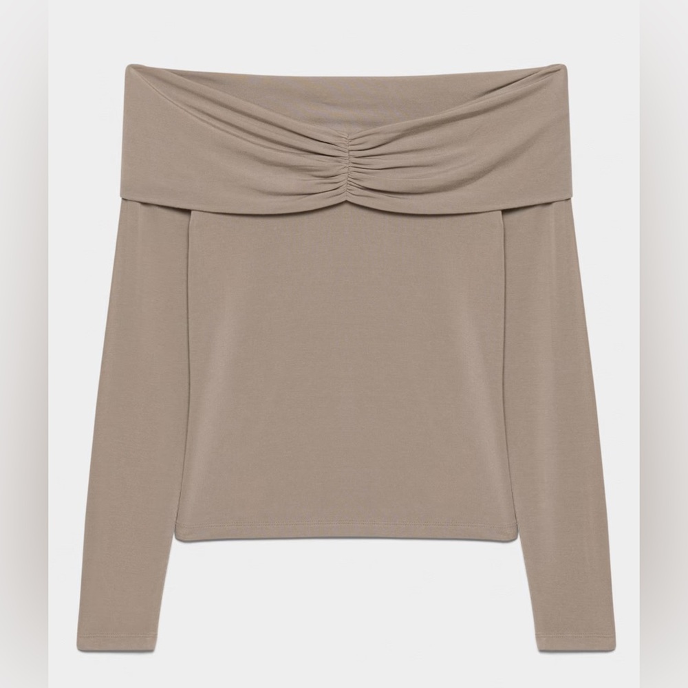 Aritzia Gloria Longsleeve